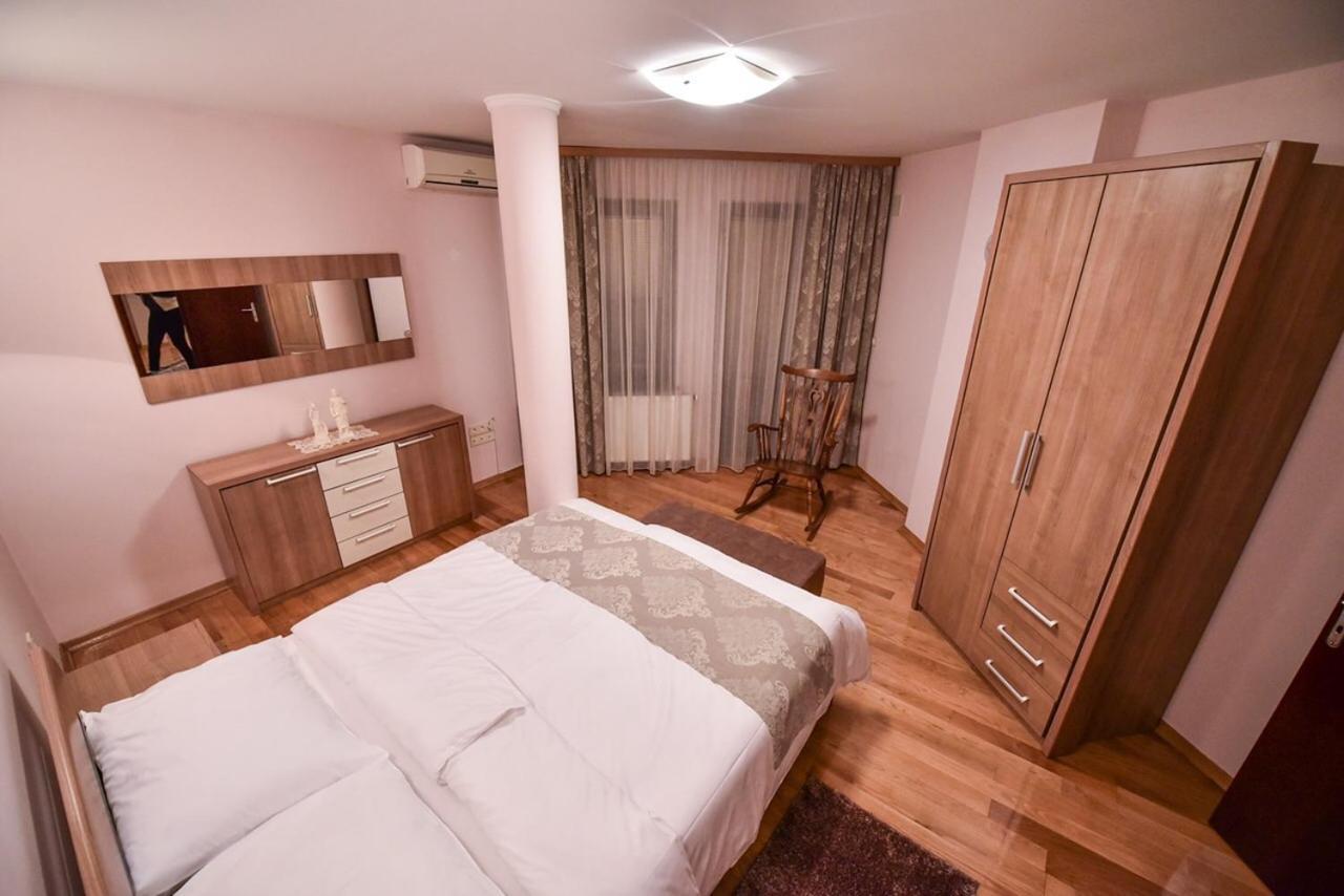 Apartman Natalija באניה לוקה מראה חיצוני תמונה
