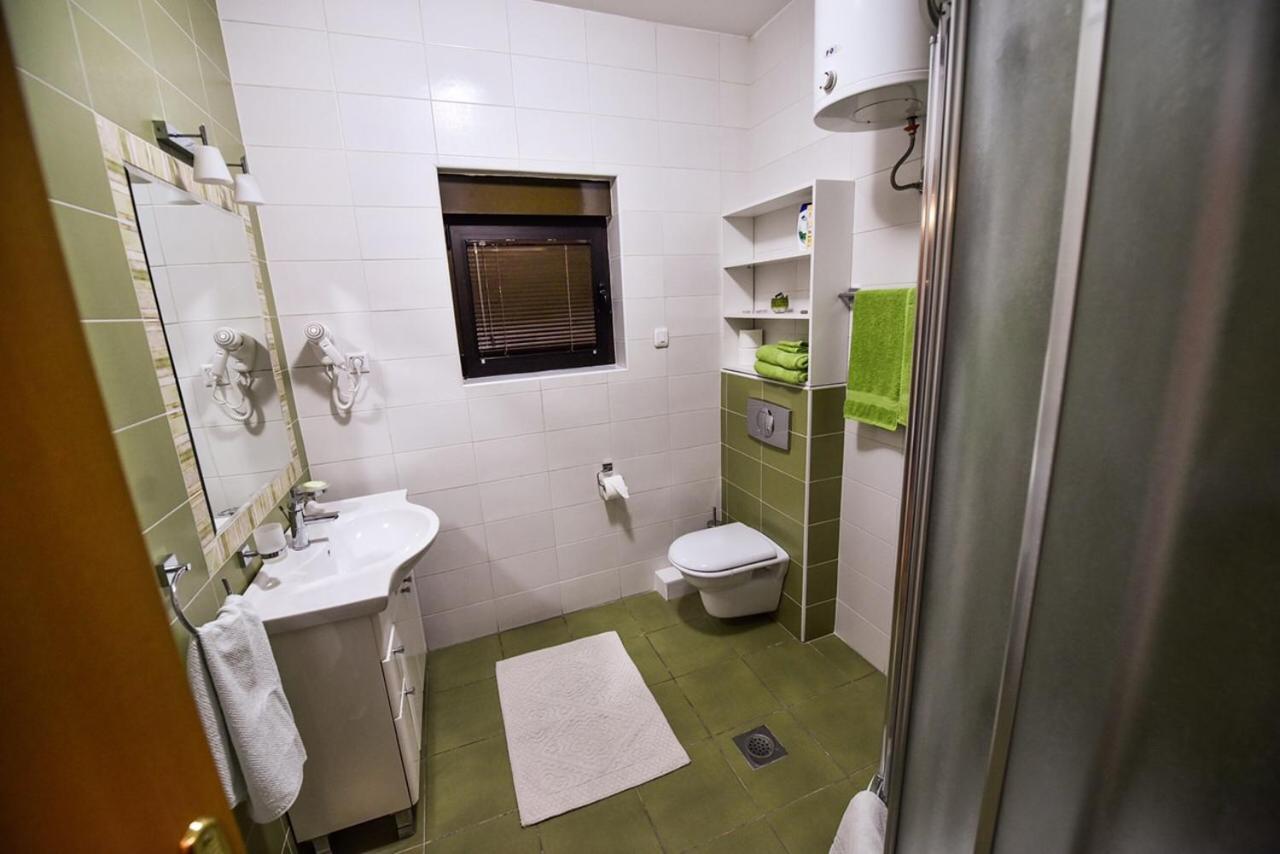 Apartman Natalija באניה לוקה מראה חיצוני תמונה